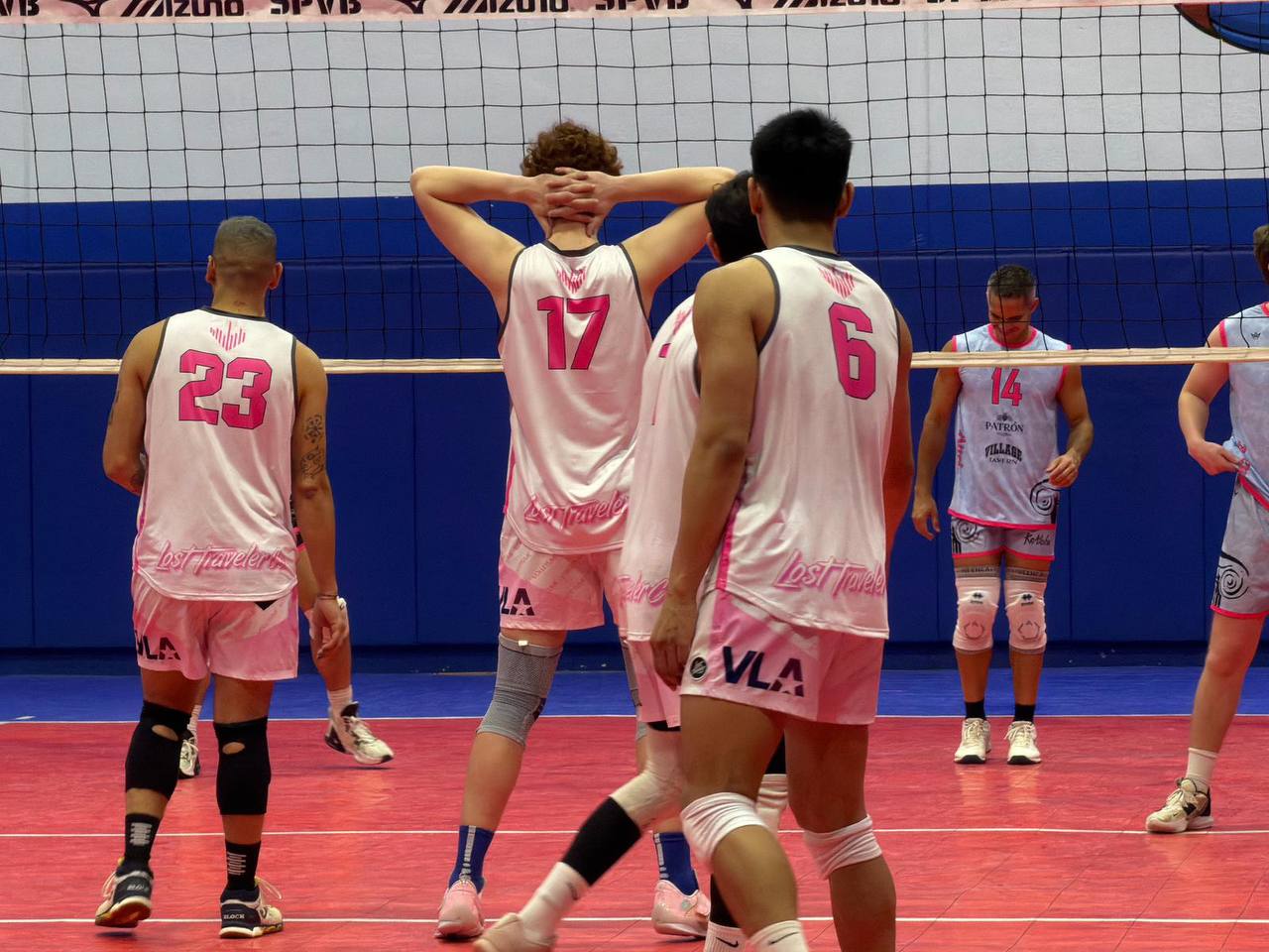 Volleyume action shot